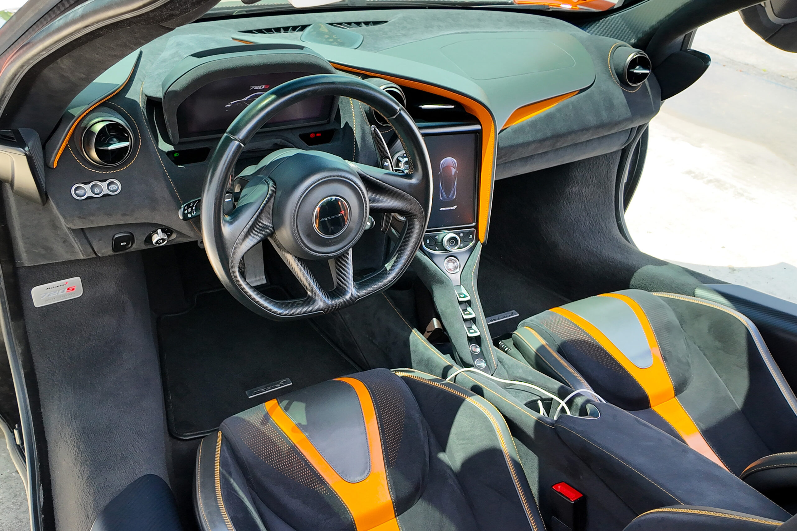 McLaren720s-Interior
