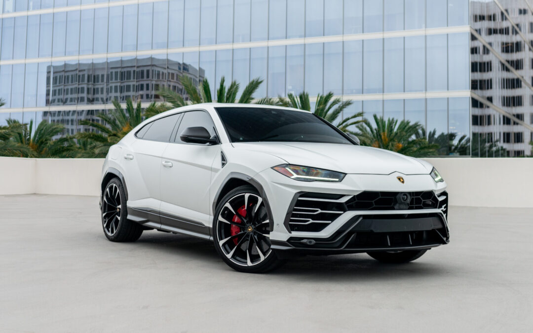Lamborghini Urus (White)