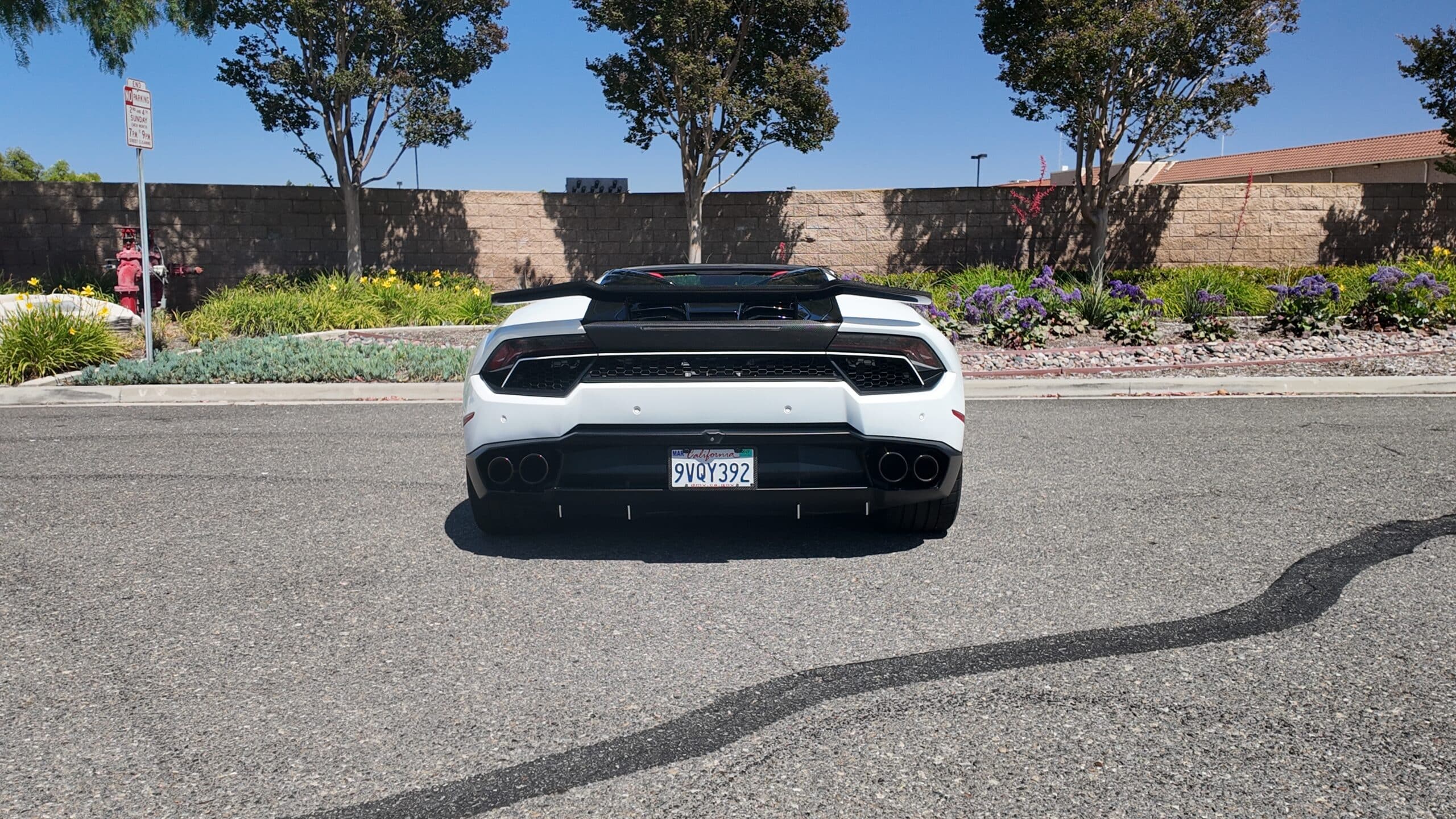 Lamborghini Huracan Spyder — Bianco — alternate view