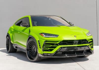 Lamborghini Urus Widebody For Rent